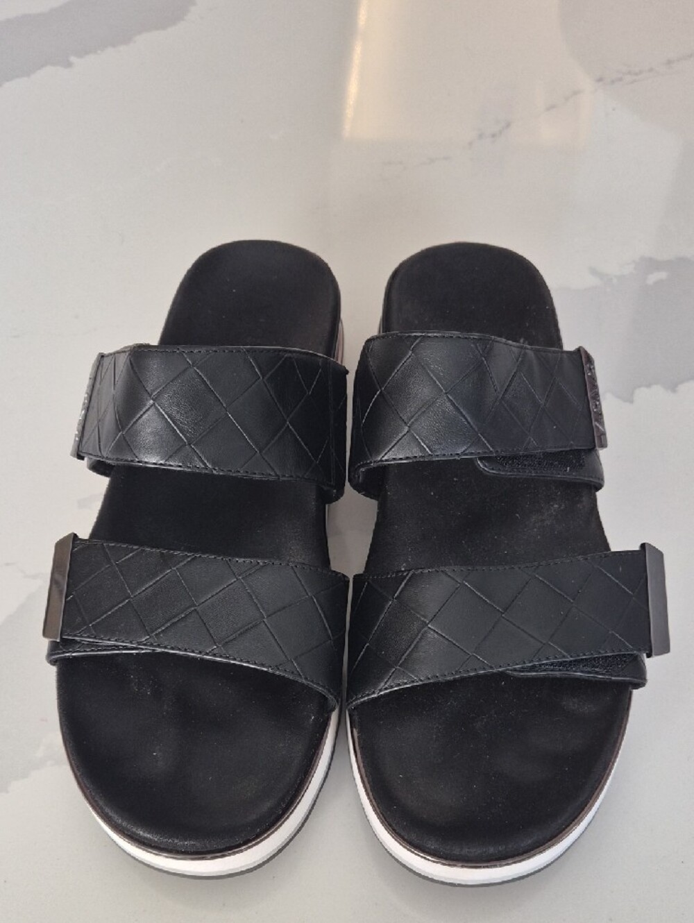 Vionic Black Quilted Double-Strap Platform Slides - Picture 2 of 7